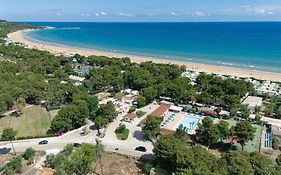 Villaggio Turistico Le Diomedee